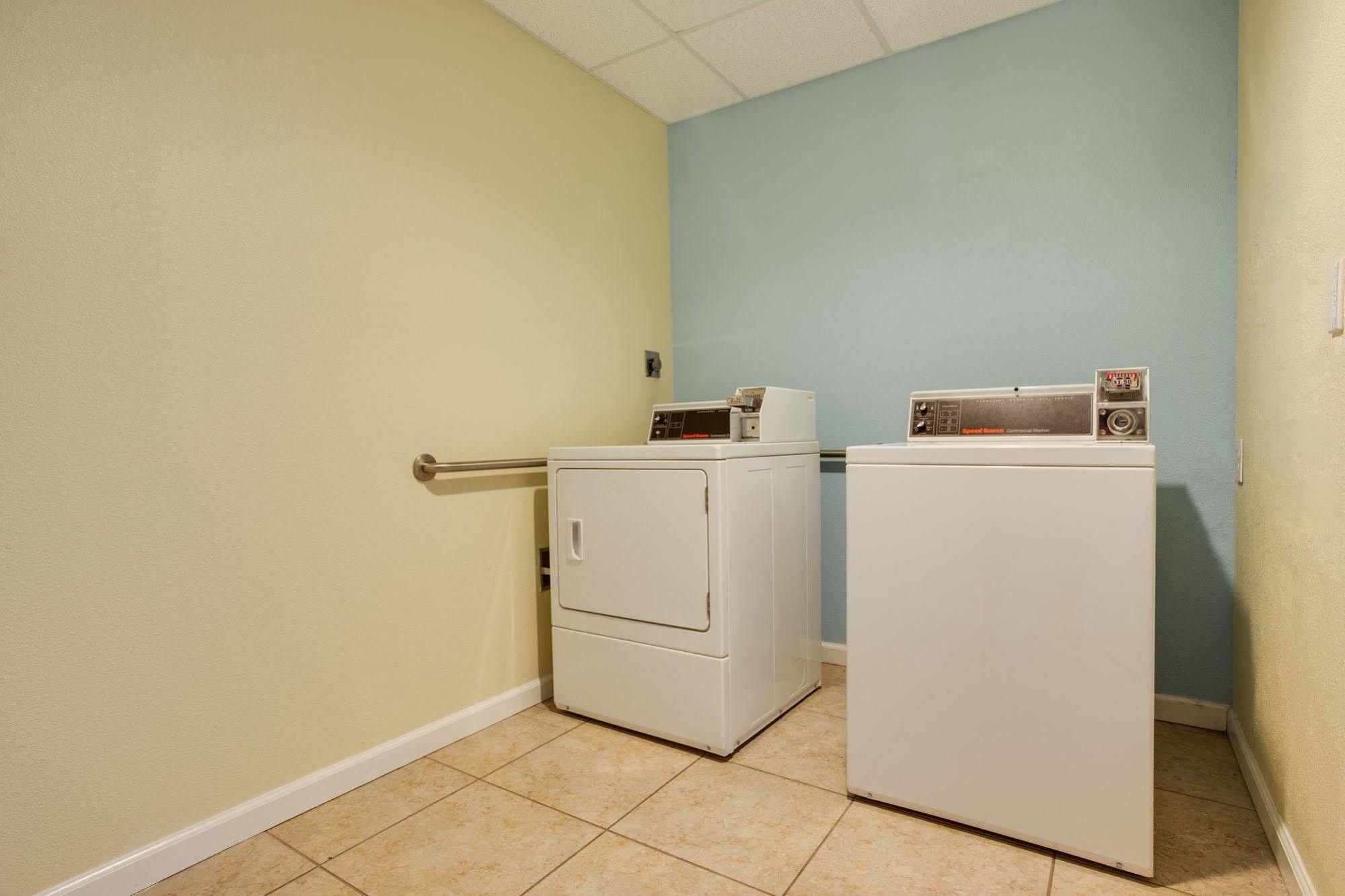 Best Way Inn Cleburne Luaran gambar